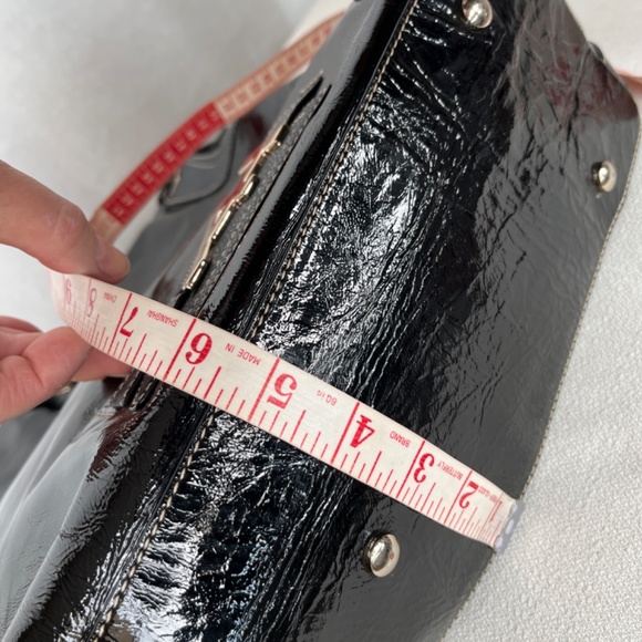Anya Hindmarch giant tote/shoulder bag/shopper, patent leather, EUC. - Picture 10 of 16